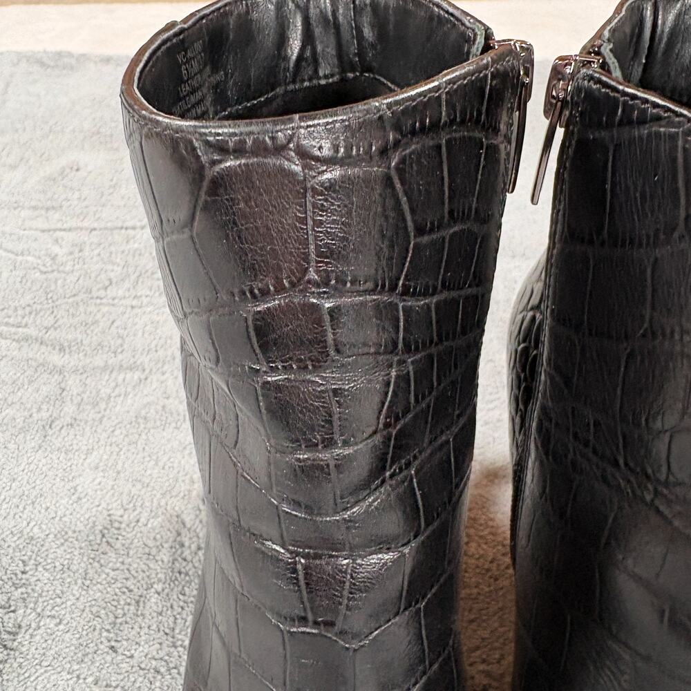 Vince Camuto VC-Aliost Ankle Boots Womens 6.5M Black Croc Embossed Leather - Picture 3 of 16